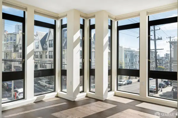 1601 Larkin Street #302, San Francisco, CA 94109