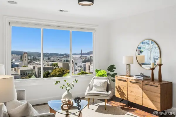 1725 Hyde Street #5, San Francisco, CA 94109