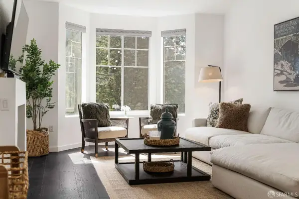 180 Caldecott Lane #314, Oakland, CA 94618