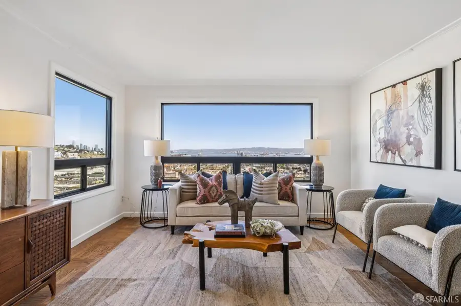 100 Bridgeview Drive, San Francisco, CA 94124 - #2