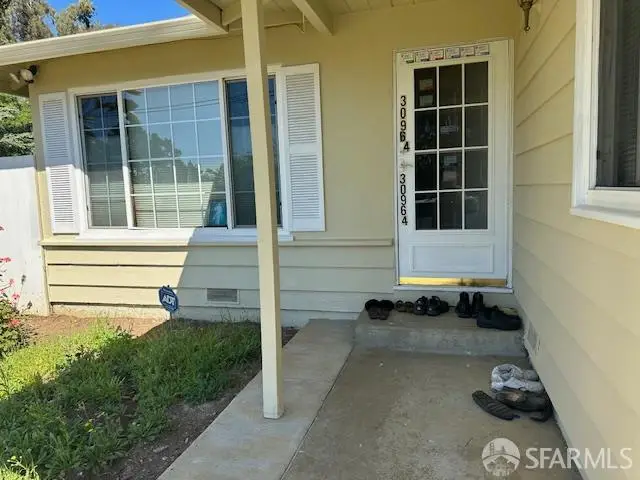 30964 Faircliff Street, Hayward, CA 94544 - #2