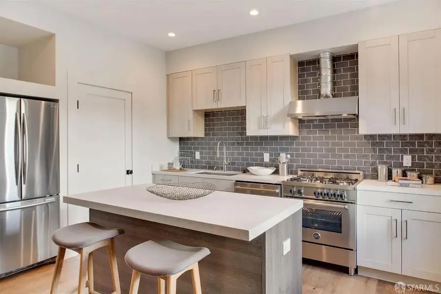2065 Larkin Street, San Francisco, CA 94109 - #3