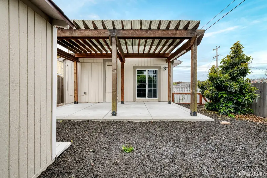 401 Silver Avenue, Richmond, CA 94801 - #2