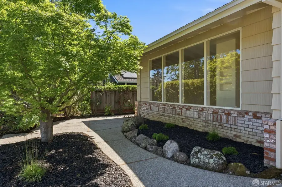 1322 Ashwood Court, San Mateo, CA 94402 - #3