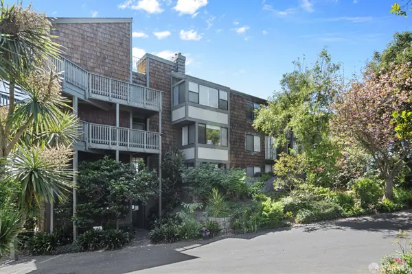 65 Ora Way #103C, San Francisco, CA 94131
