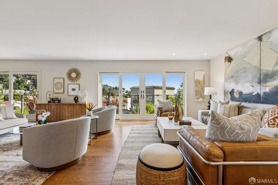 34 Dorantes Avenue, San Francisco, CA 94116 - #3