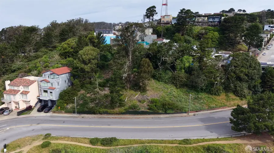 1230 Twin Peaks Boulevard, San Francisco, CA 94131 - #2