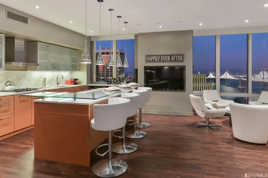 301 Mission Street #43D, San Francisco, CA 94109 - #2
