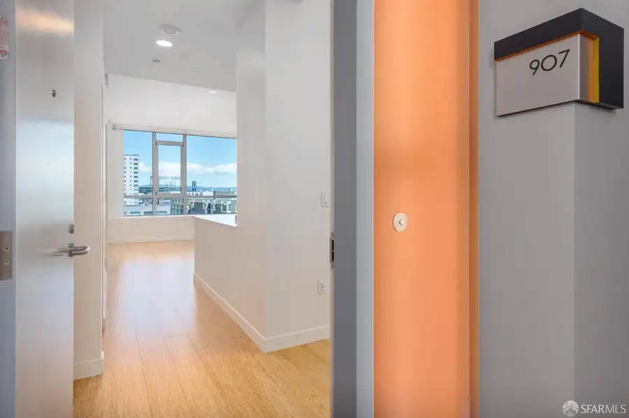 300 Berry Street #907, San Francisco, CA 94158 - #2