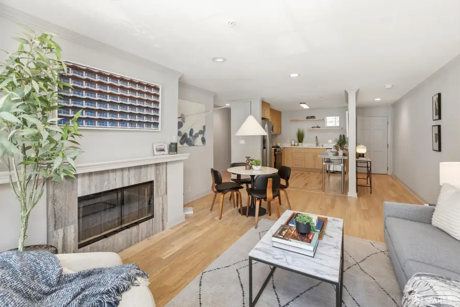 1565 Sacramento Street #3, San Francisco, CA 94109 - #2
