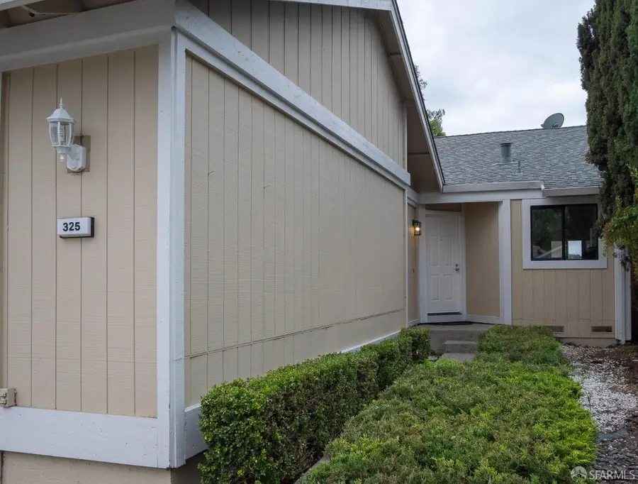325 Newbury Street, Hercules, CA 94547 - #2