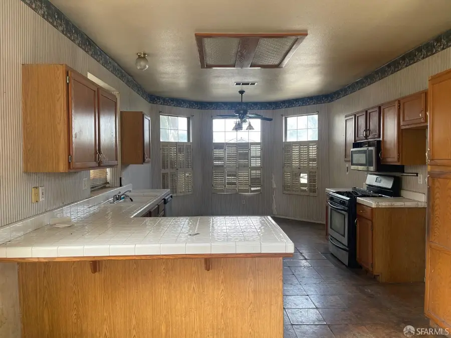 2222 W Vine Street, Visalia, CA 93291 - #2