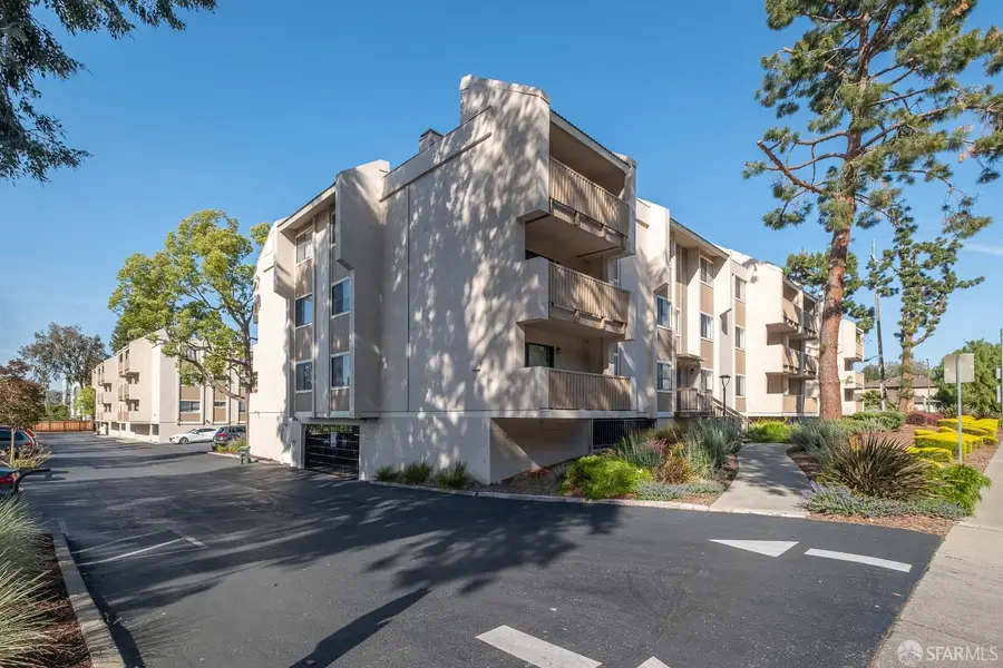 400 Ortega Avenue #111, Mountain View, CA 94040 - #2