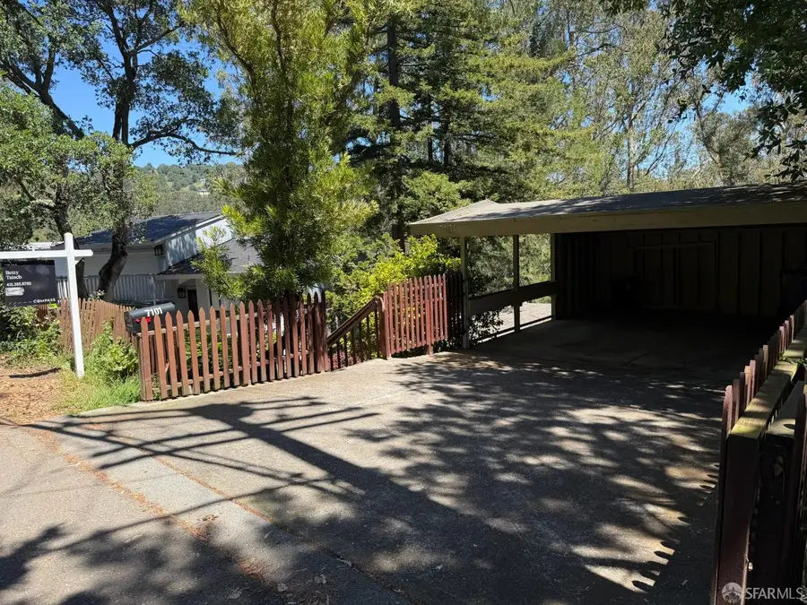 7101 Pinehaven Road, Oakland, CA 94611 - #2