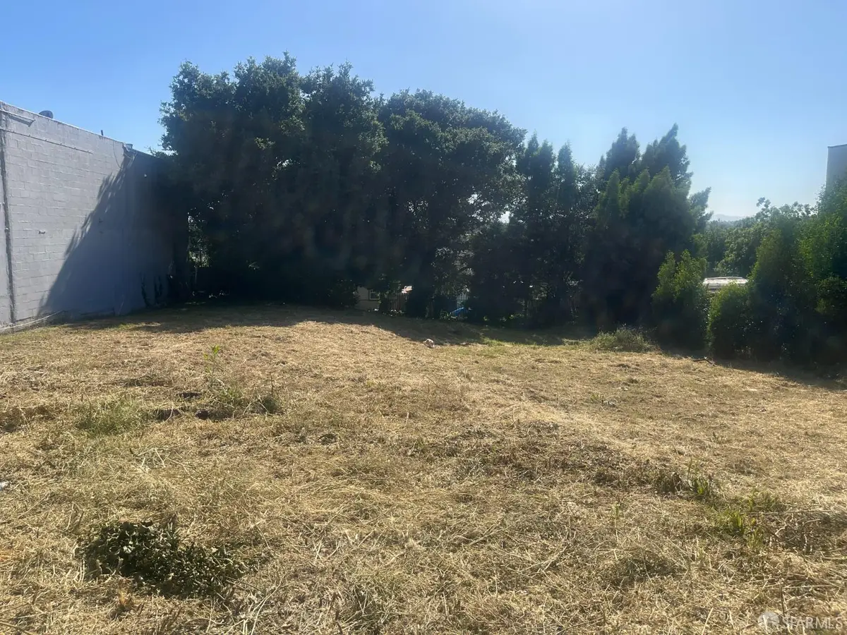 9809 Macarthur Boulevard, Oakland, CA 94605 - #1