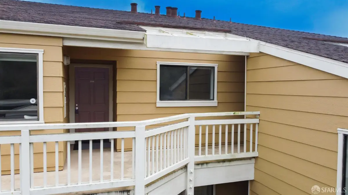 208 Oak Court, Daly City, CA 94014 - #1