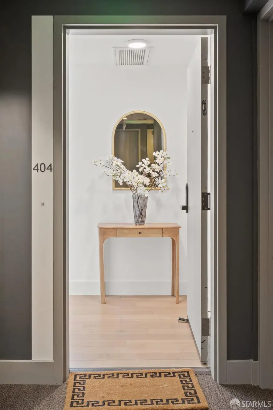 719 Larkin Street #404, San Francisco, CA 94109 - #2
