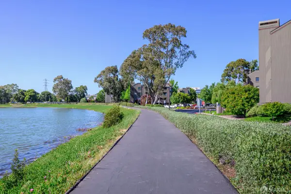 780 Sea Spray Lane #206, Foster City, CA 94404