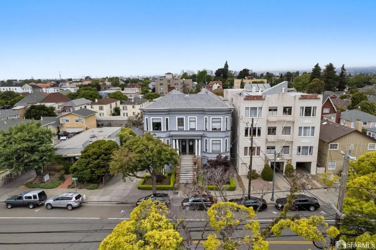 739 Santa Clara Avenue, Alameda, CA 94501 - #1