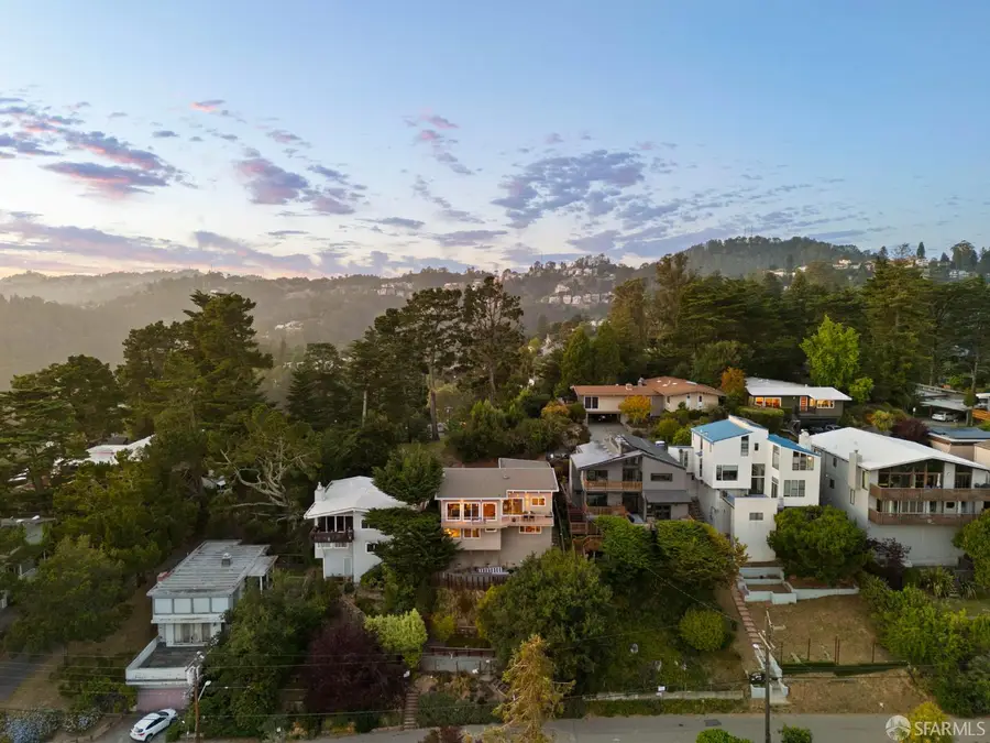 6639 Colton Blvd/ 6639 Morningstar Court, Oakland, CA 94611 - #2
