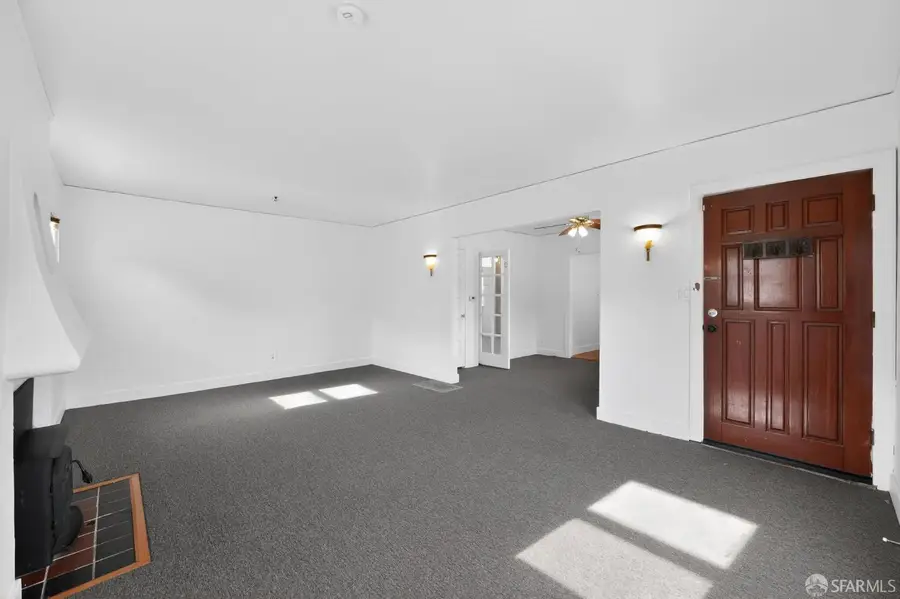 8125 Earl Street, Oakland, CA 94605 - #3