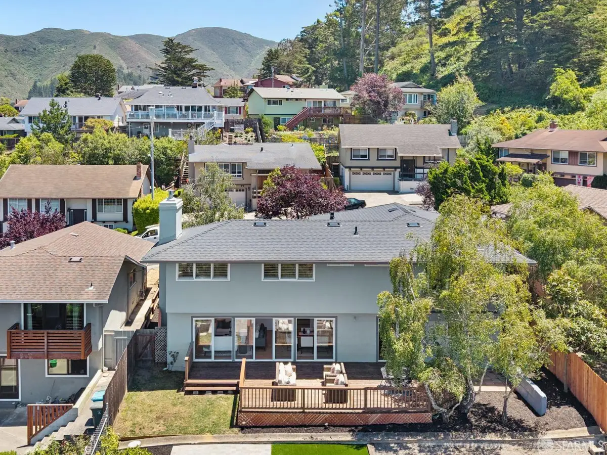 15 Picardo Court, Pacifica, CA 94044 - #1