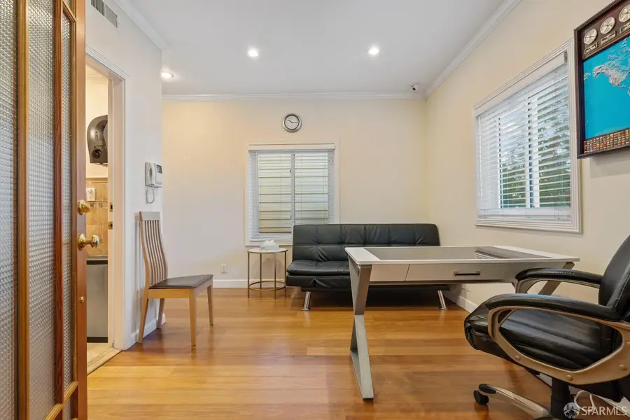 2076 16th Avenue, San Francisco, CA 94116 - #2