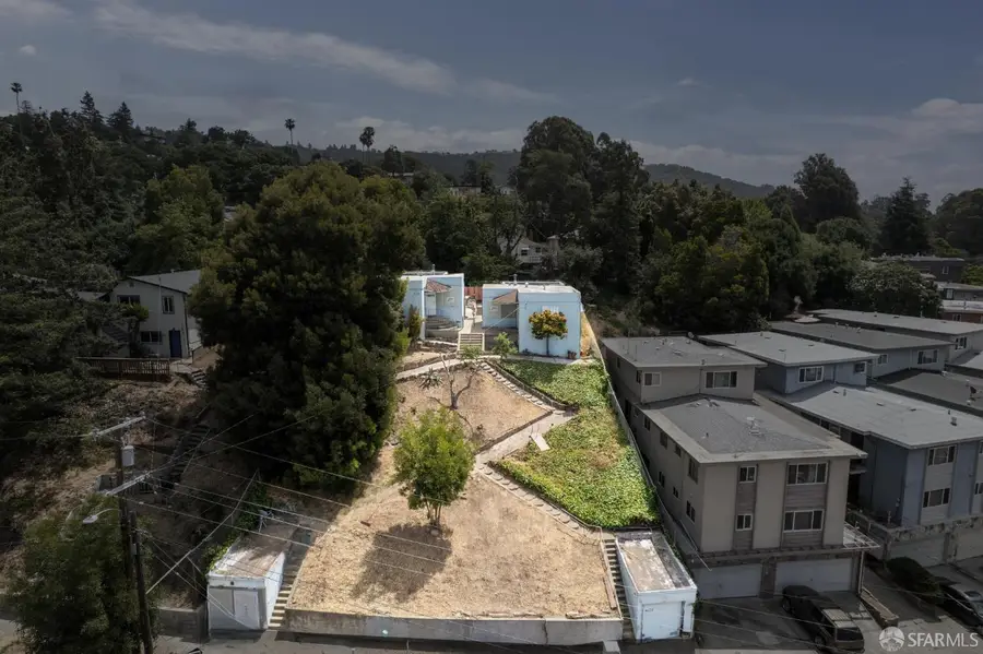 4770-4776 Tompkins Avenue, Oakland, CA 94619 - #2