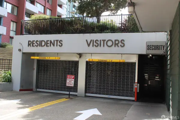 555 N Pierce Street Street #840, Albany, CA 94706