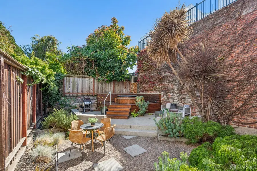 3355 Cesar Chavez Street, San Francisco, CA 94110 - #3