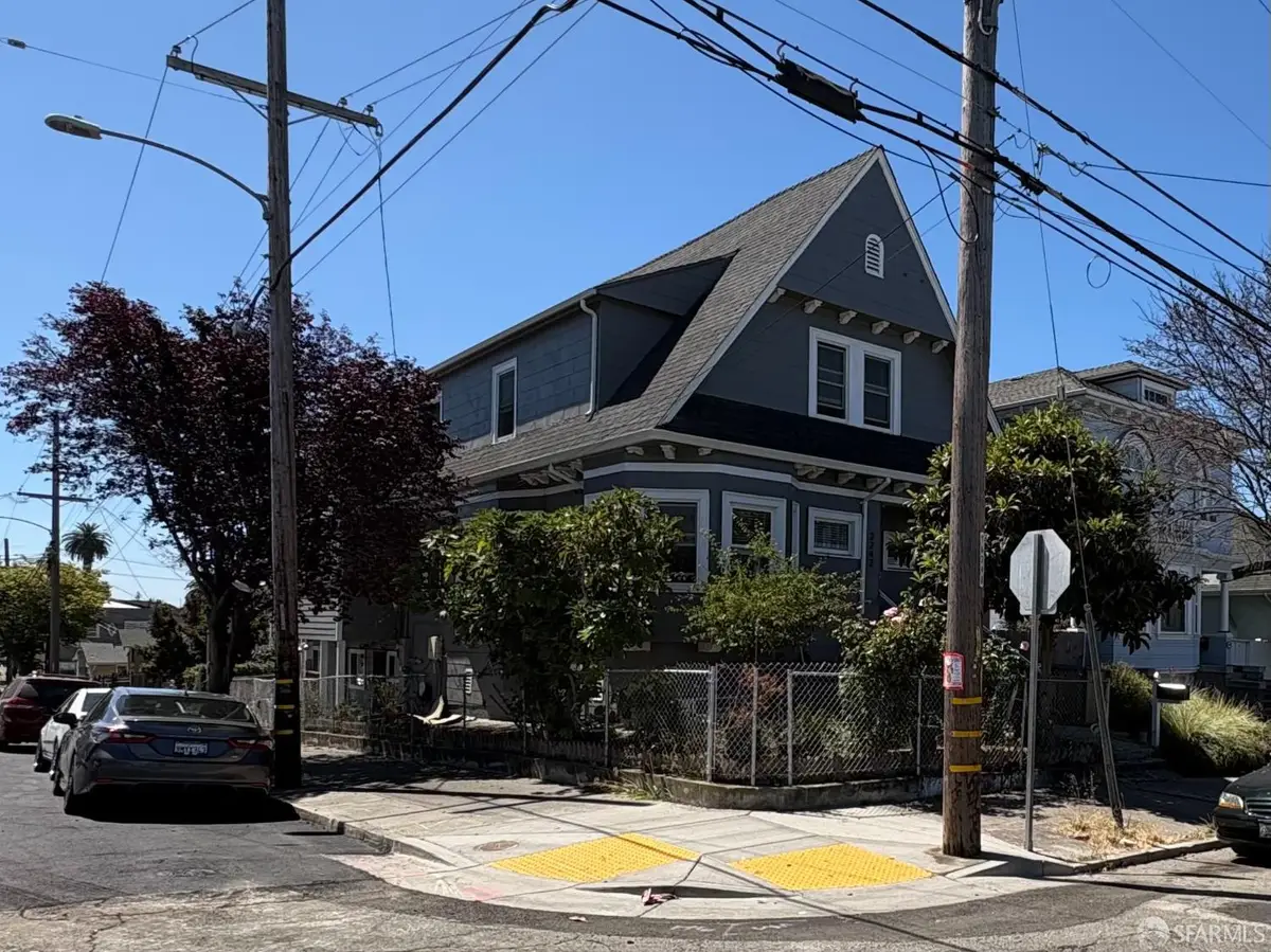 2242 9th Avenue, Oakland, CA 94606 - #1