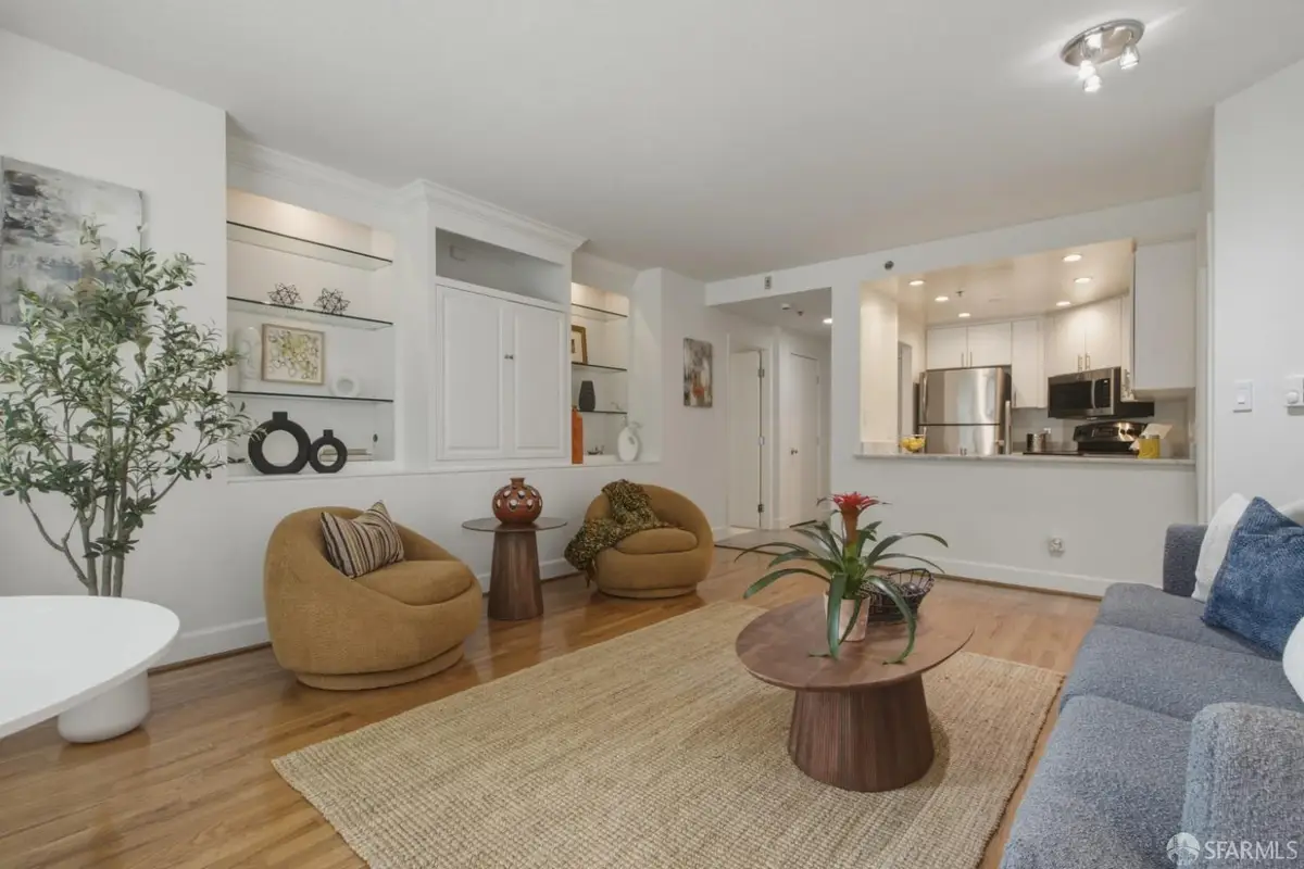 111 Chestnut Street #402, San Francisco, CA 94111 - #1