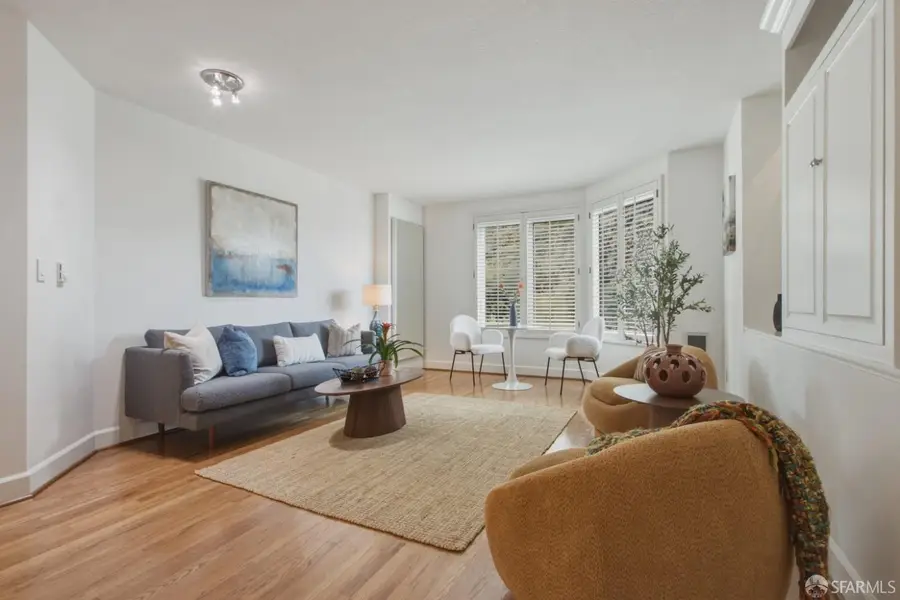 111 Chestnut Street #402, San Francisco, CA 94111 - #2