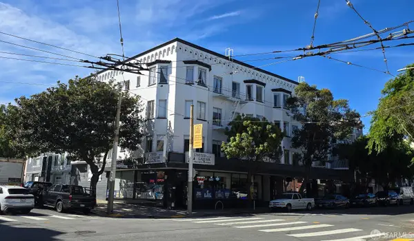 2401 Chestnut Street, San Francisco, CA 94123