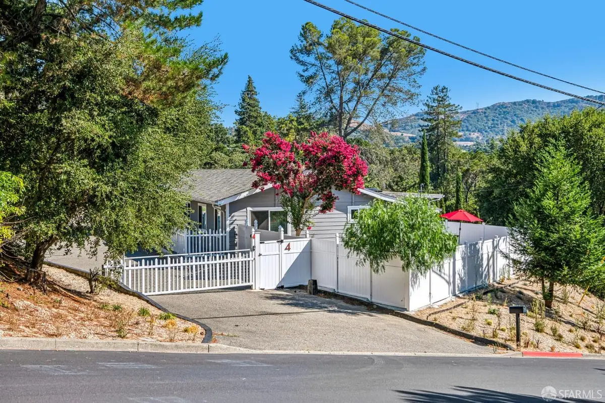 4 Bates Boulevard, Orinda, CA 94563 - #1
