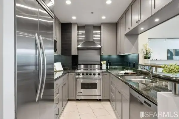 300 3rd Street #506, San Francisco, CA 94107
