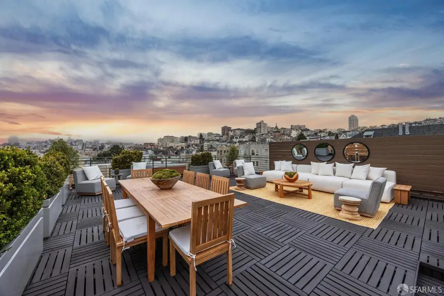 2946 Pierce Street, San Francisco, CA 94123 - #2