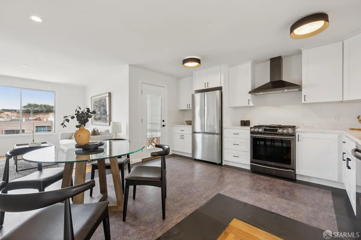 23 Esquina Drive, San Francisco, CA 94134 - #1