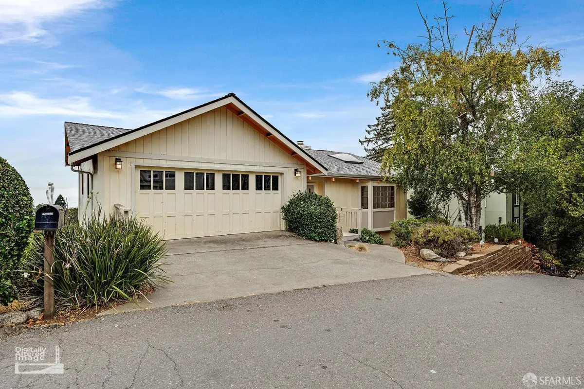 6631 Glen Oaks Way, Oakland, CA 94611 - #1