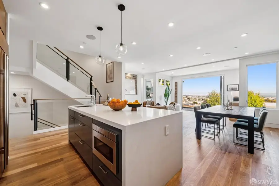 471 Hoffman Avenue, San Francisco, CA 94114 - #3