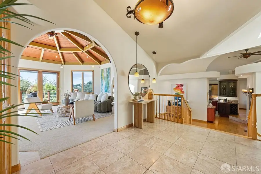 8727 Skyline Boulevard, Oakland, CA 94611 - #2