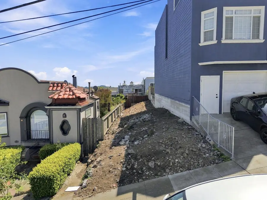 345 Louisburg Street, San Francisco, CA 94112 - #2