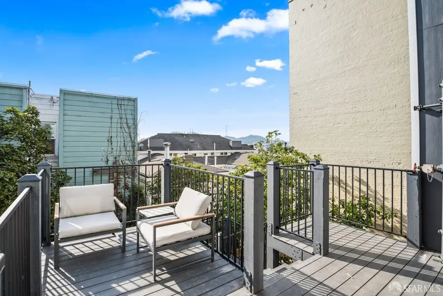 2263-2269 Sacramento Street, San Francisco, CA 94115 - #3