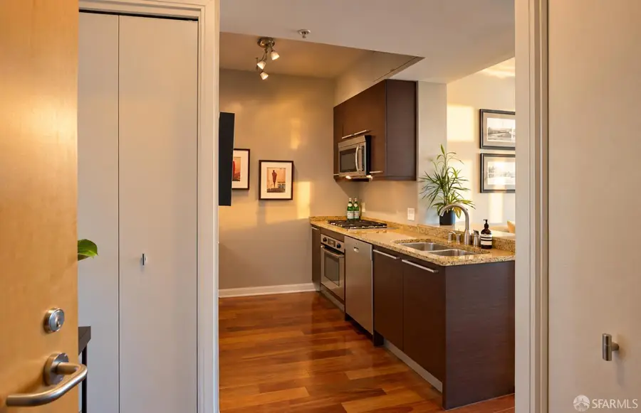 425 1st Street #2005, San Francisco, CA 94105 - #2