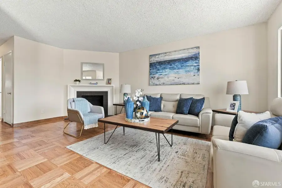 2074 48th Avenue, San Francisco, CA 94116 - #3