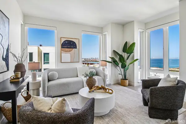 10 Innes Court #406, San Francisco, CA 94124