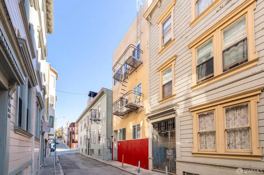 52-56 Varennes Street, San Francisco, CA 94133 - #3