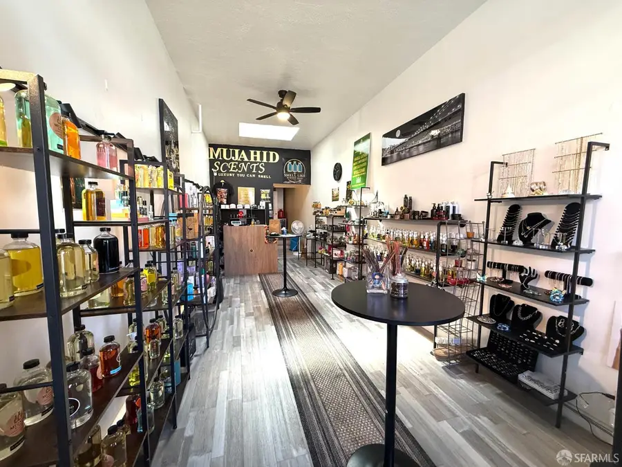 3737 Macarthur Boulevard, Oakland, CA 94619 - #3