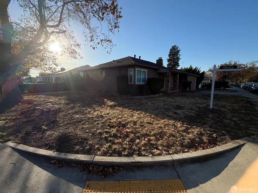 17657 Via Valencia Corner, San Lorenzo, CA 94580 - #2