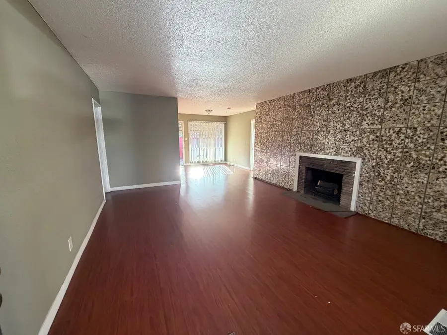 17657 Via Valencia Corner, San Lorenzo, CA 94580 - #3